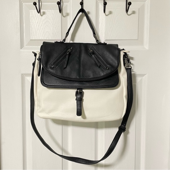 NWT EXPRESSIONS NYC Vegan Leather Large Convertible Shoulder Bag - Picture 1 of 12